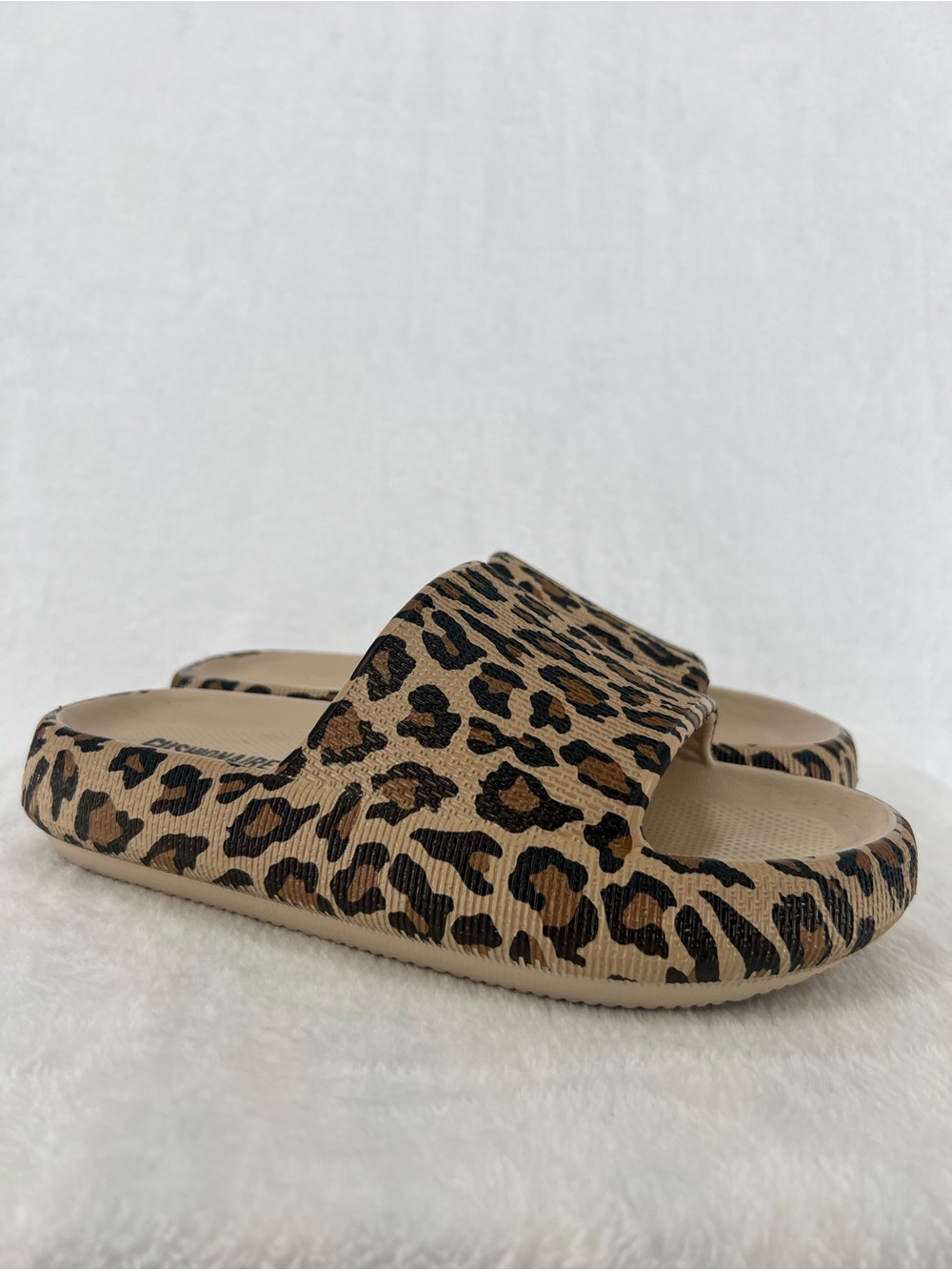 Cushionaire Feather Foam Slides Leopard New Sz 8 Comfy Cloud Cushion Shower Spa